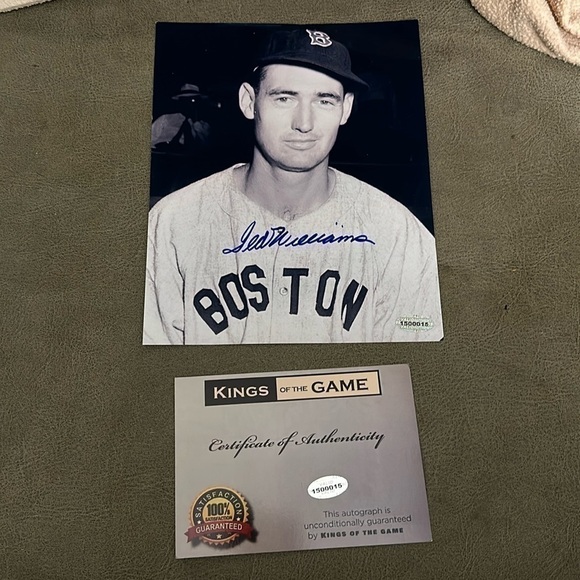 Ted Williams Boston Red Sox autograph photo​